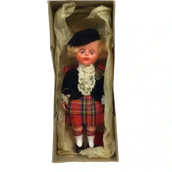 Vintage Rogark style Scottish doll - Picture 1 of 5
